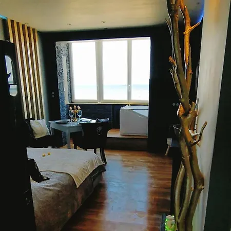 Romantique Vue Face Apartment *